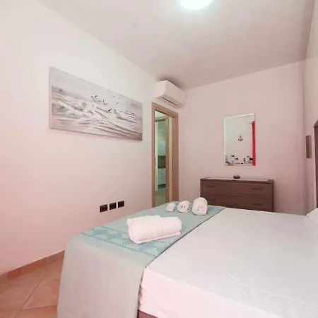Residenza Barrettini A14 아파트 라마달레나