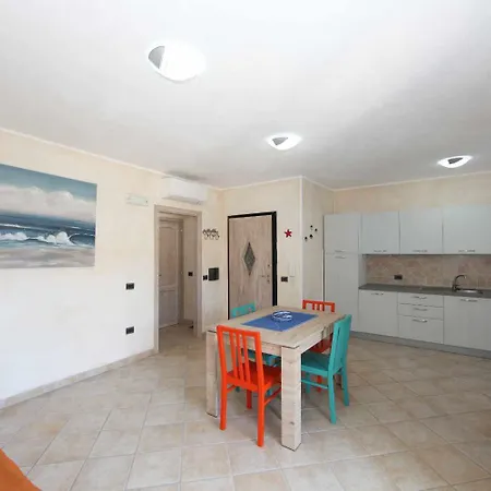 Residenza Barrettini A14 דירה